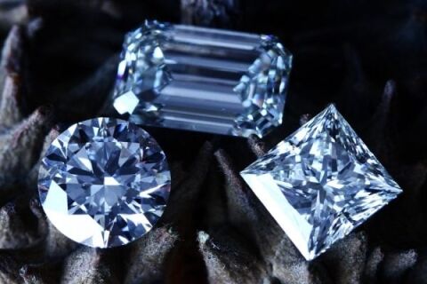 Diamond_Nut